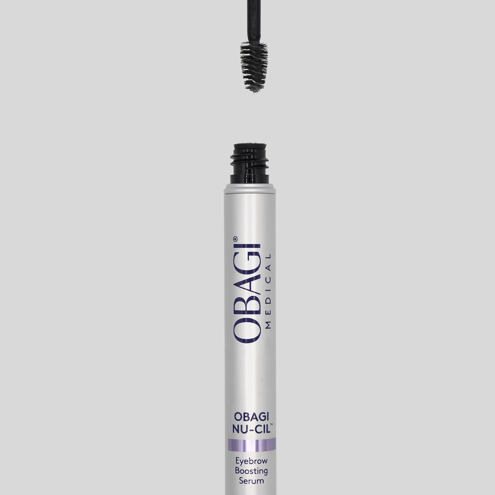 Nu-Cil_Brow_Stylized_GrayBG_2520x2520px.png